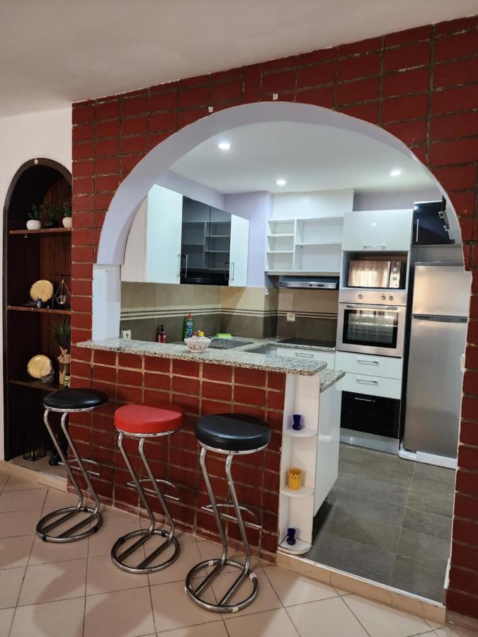 Duplex Bien Equipe Securise Avec Jardin Et Veranda La Marsa Esterno foto