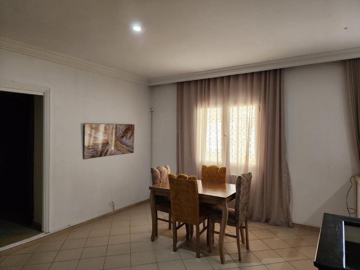 Duplex Bien Equipe Securise Avec Jardin Et Veranda La Marsa Esterno foto