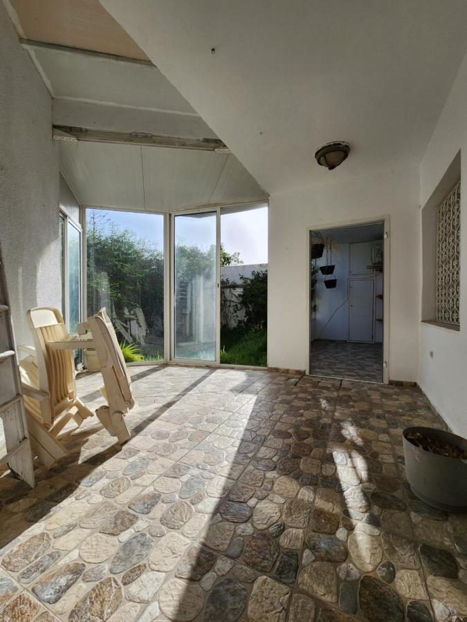 Duplex Bien Equipe Securise Avec Jardin Et Veranda La Marsa Esterno foto